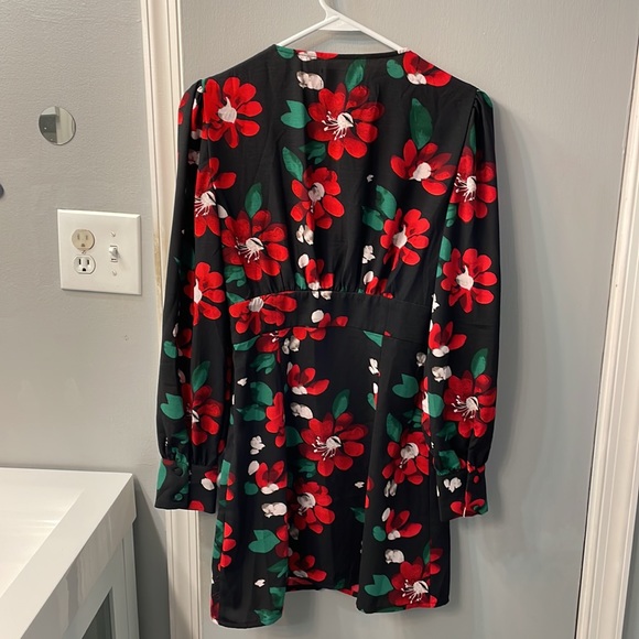 Urban Outfitters Michelle Plunging Long Sleeve Mini Dress NWT - Picture 2 of 7